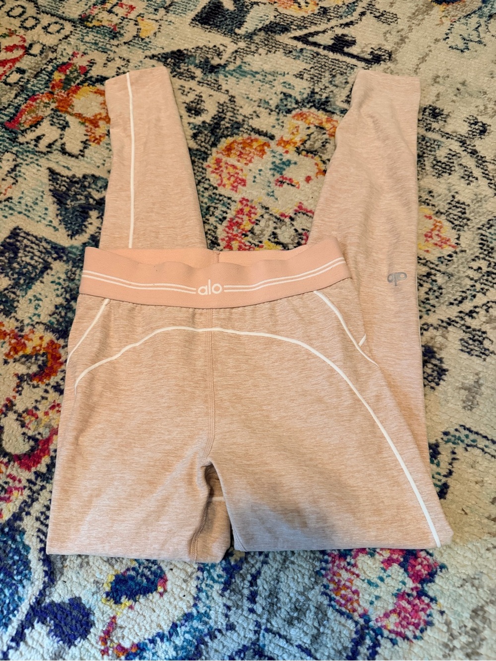 alo yoga heart throb leggings